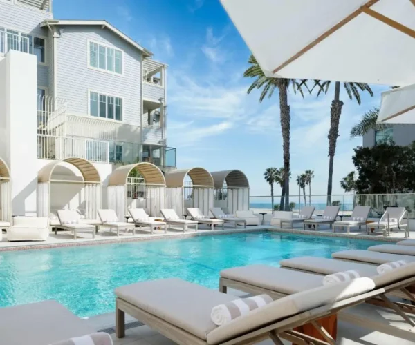 Sandbourne Santa Monica, Autograph Collection